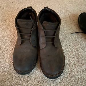 USED Rockport Chukka Boots